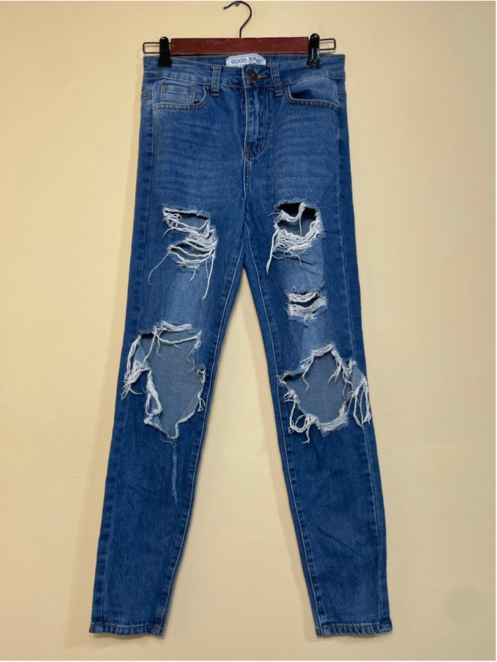 GOGO Women's Distressed Blue Boyfriend Jeans Size 3